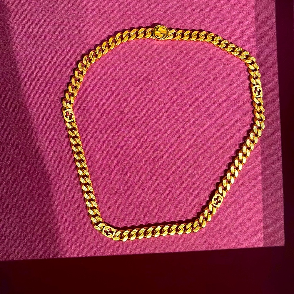 Necklace with Interlocking G